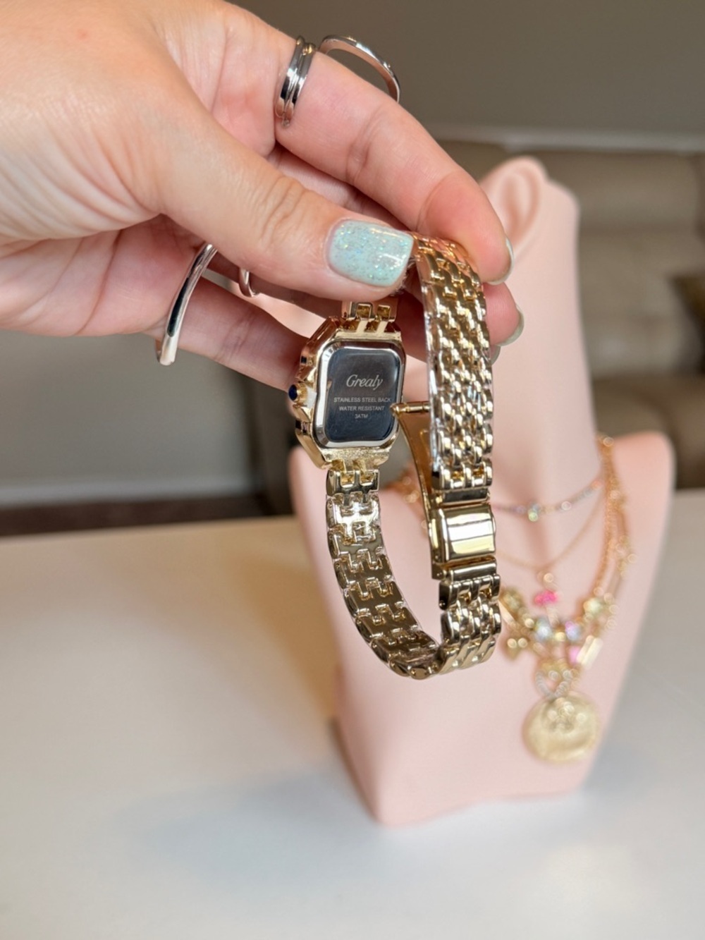 Gold Women's Bracelet Watch - Classic Roman Dial - Picture 10 of 12